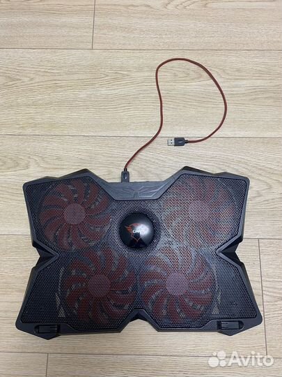 Подставка для охлаждения ноутбука