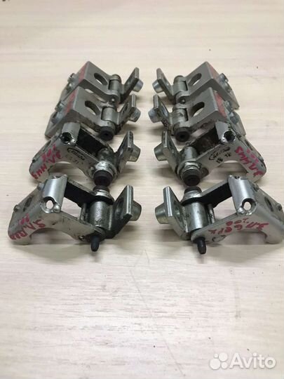 Петли дверей Peugeot 206