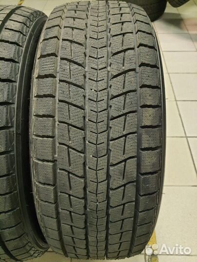 Dunlop Winter Maxx SJ8 265/50 R22 112R