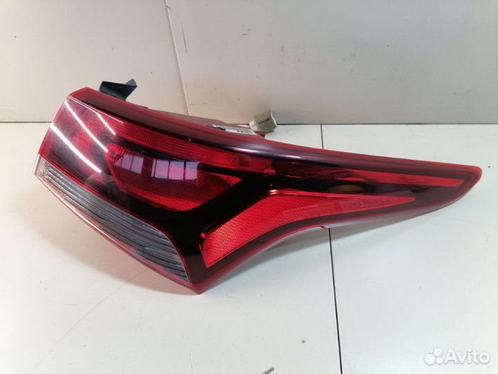 Стоп-сигнал правый Hyundai Solaris HCR G4FG