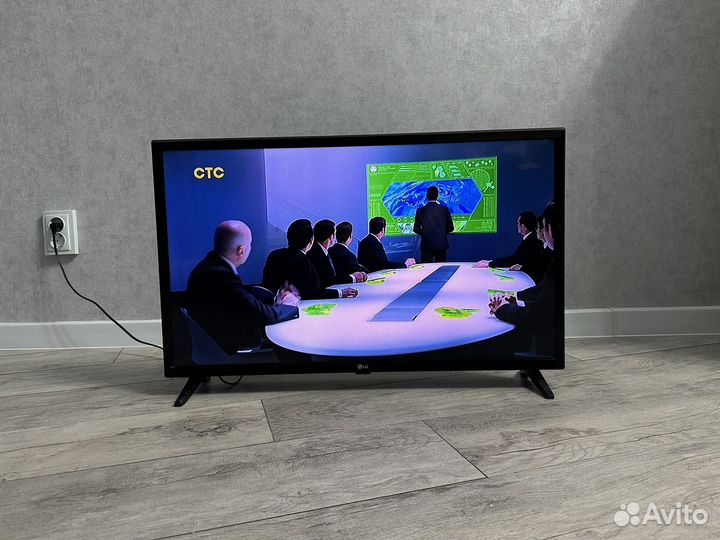 Телевизор LG 32lj510u