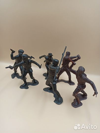 Пластмассовые фигурки. Солдаты СССР 6шт