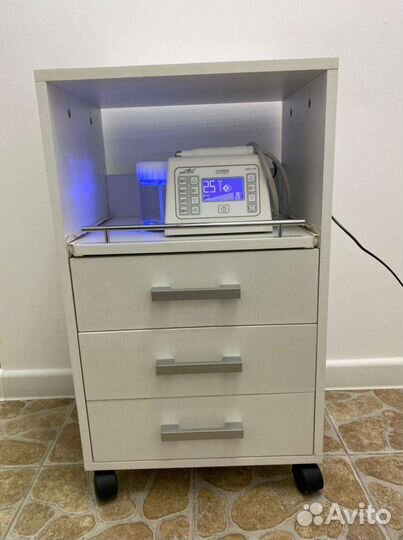 Тумба педикюрная