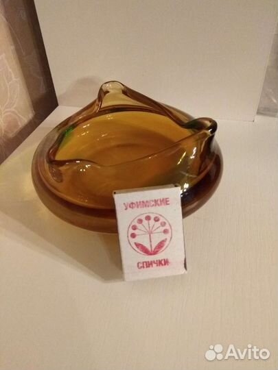 Пепельница цветное стекло СССР