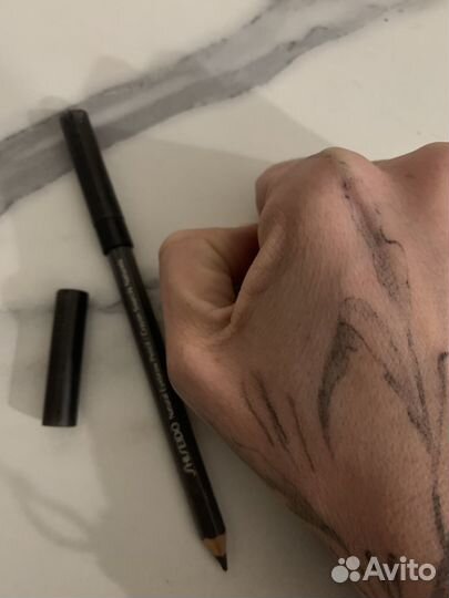 Карандаш Shiseido для бровей