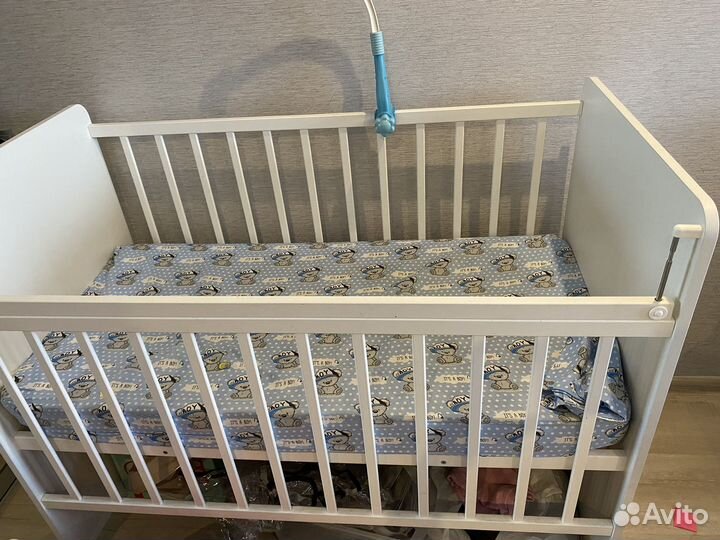 Кровать с матрасом