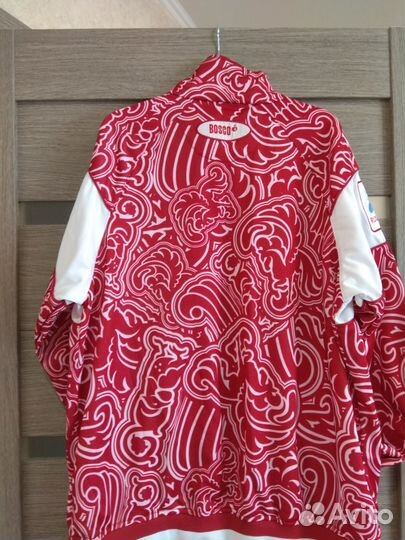 Костюм спортивный