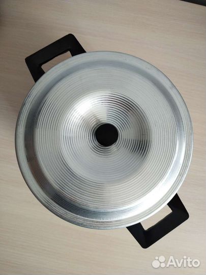 Кастрюля - молоковарка новая