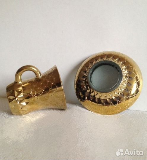 Чашки с блюдцами стеклянные позолоченные