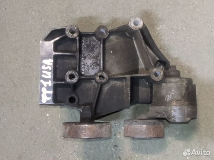 Кронштейн генератора Ford Focus I