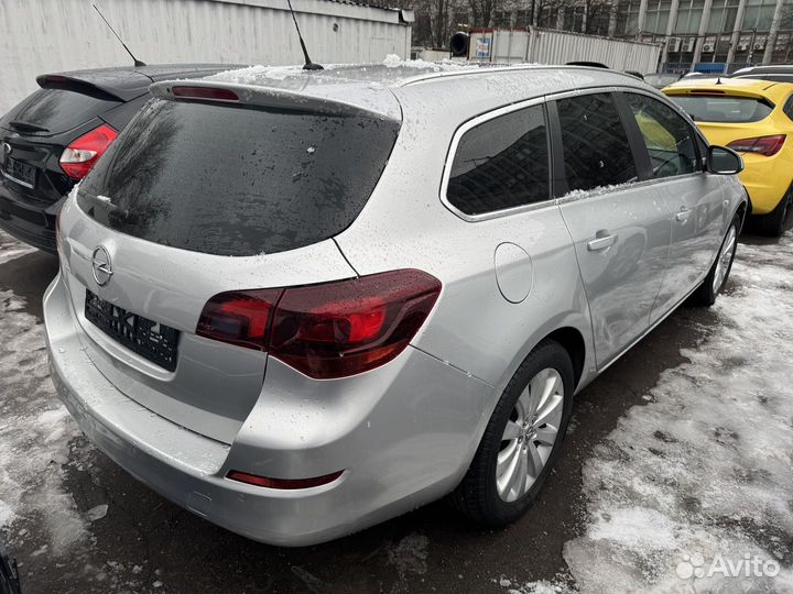 Opel Astra 1.4 МТ, 2012, 161 000 км