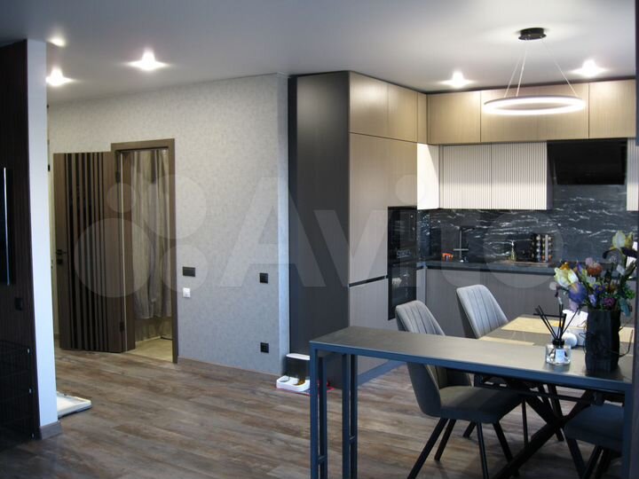 2-к. квартира, 83 м², 6/20 эт.