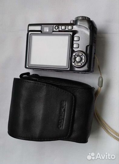 Фотоаппараты Olimpus SP-320 и lubitel 166 B