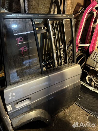 Продам дверь Prado j78