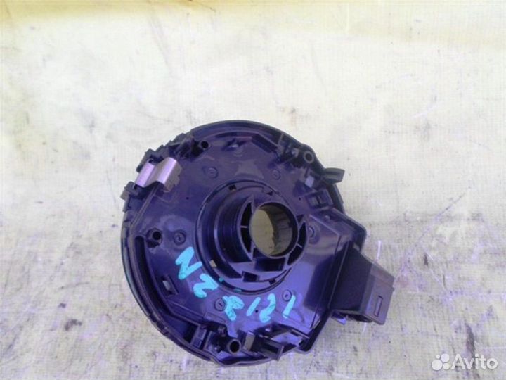 Шлейф-лента air bag передняя Toyota Corolla NZE121