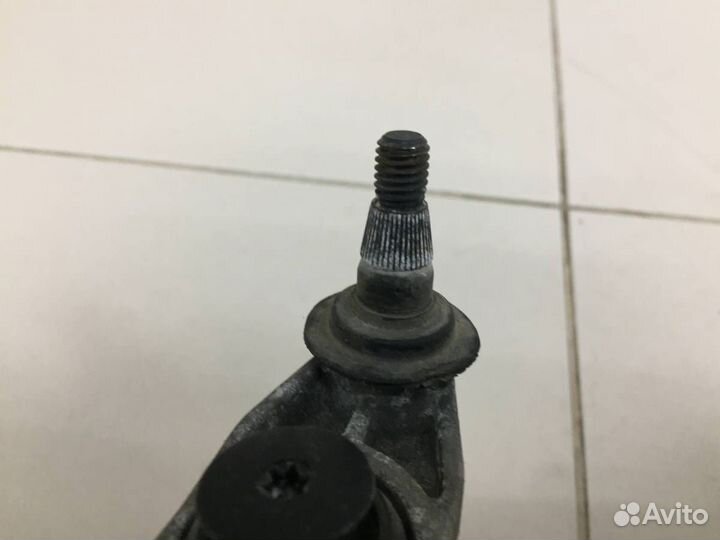 Трапеция стеклоочистителей Skoda Rapid 2019