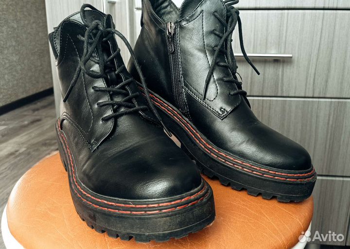 Ботинки демисезонные женские 38 размер