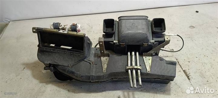 Корпус печки mersedesbenz W126 S 79-91г