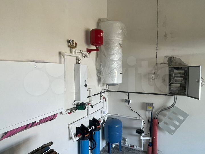 Дом 135 м² на участке 6 сот.