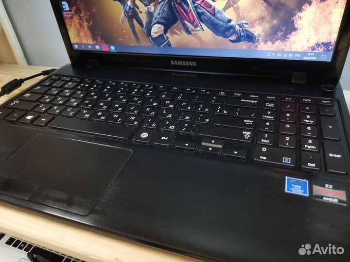 Мощный ноутбук Samsung AMD/8Gb/15,6