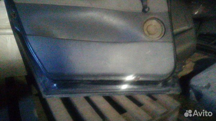 Дверь задняя левая Форд Гелакси 99г. (железо)