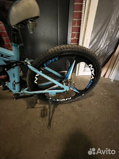 Велосипед Mercedes-Banz