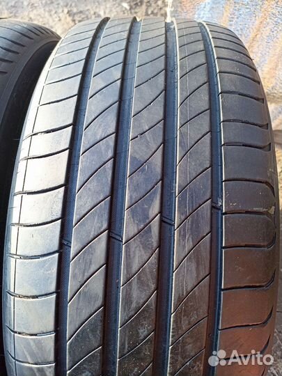 Michelin Primacy 4 215/45 R18