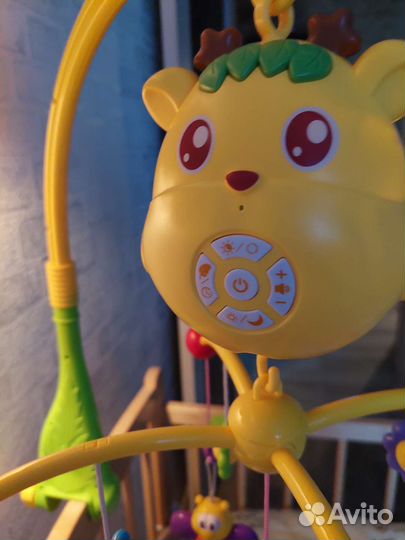 Мобиль на кроватку с проектором