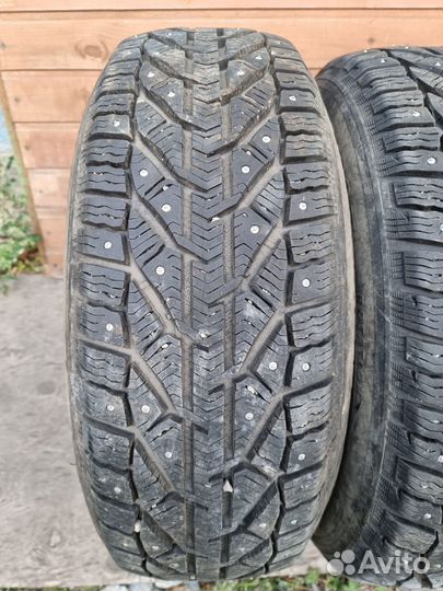 Kormoran SUV Stud 215/65 R16
