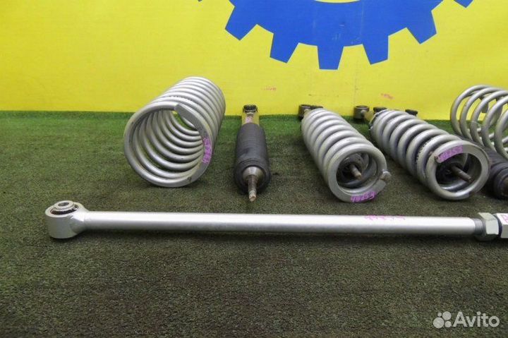 Стойки комплект Toyota Land Cruiser Prado GRJ150W