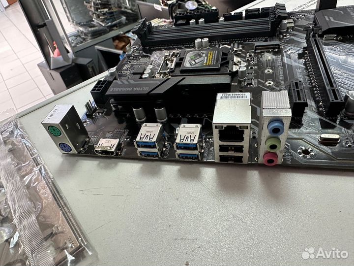 Материнская плата бу 1151v2 gigabyte Z370P D3