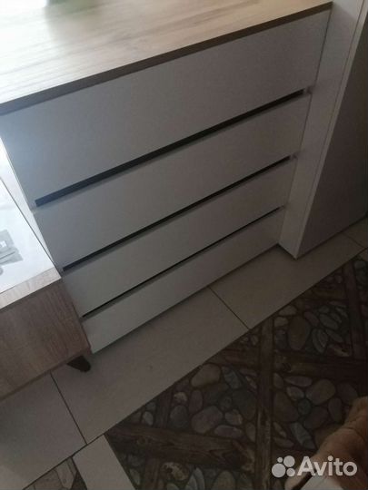 Комод белый