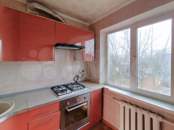 4-к. квартира, 60 м², 5/5 эт.