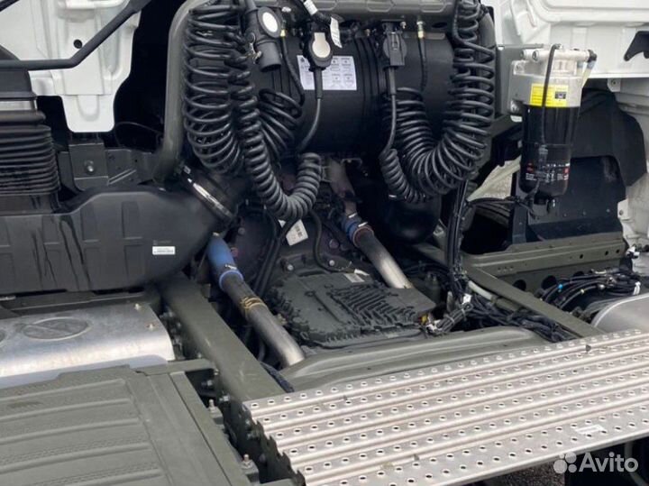 Sitrak C7H, 2023