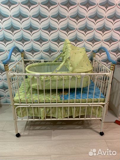 Детская кровать с люлкой