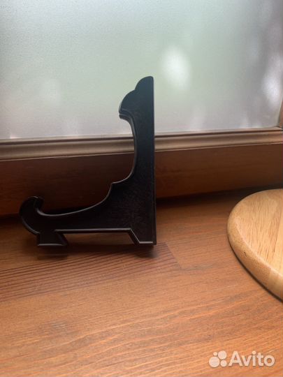 Тарелка сувенир из Таиланда с подставкой слоны