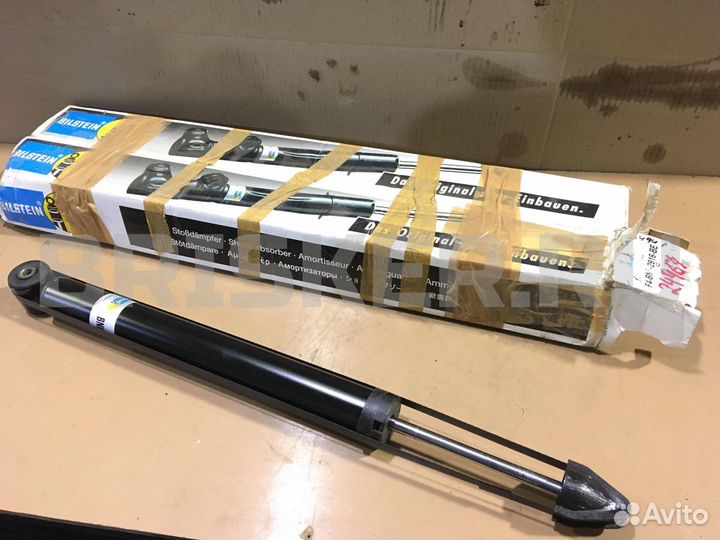 Стойка аморт правая Ауди A3 8Л1