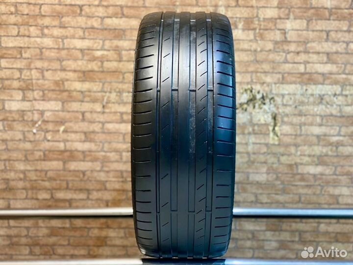 Kumho Ecsta PS71 235/45 R18