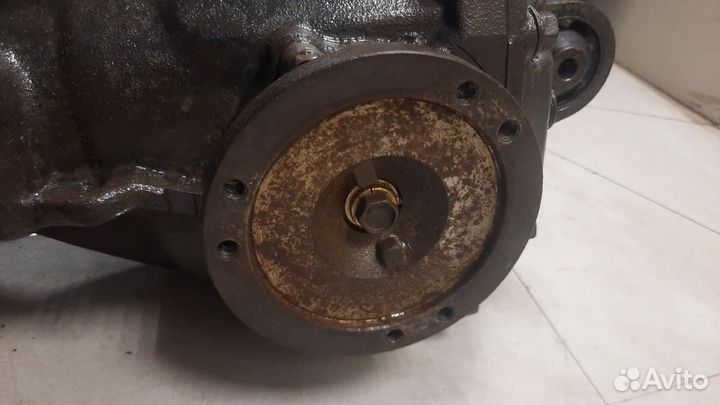 Редуктор переднего моста Nissan NP300