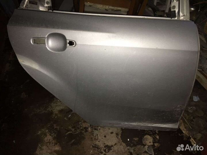 Дверь на ford focus 3