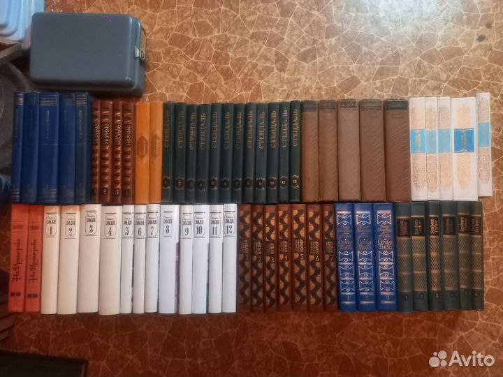 Книги. Собрание сочинений. Рассказы. Избранное