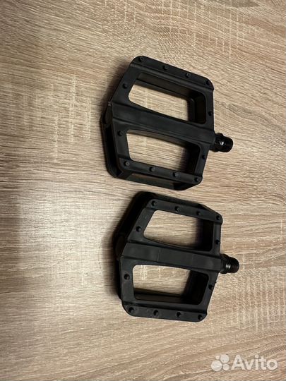 Педали для велосипеда