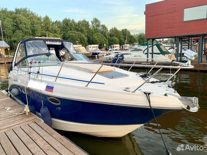 Chaparral 290 Signature