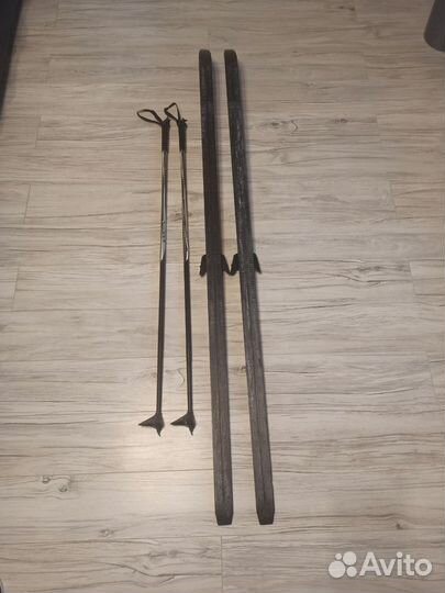 Беговые лыжи