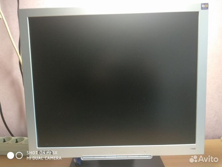 Монитор Benq T905