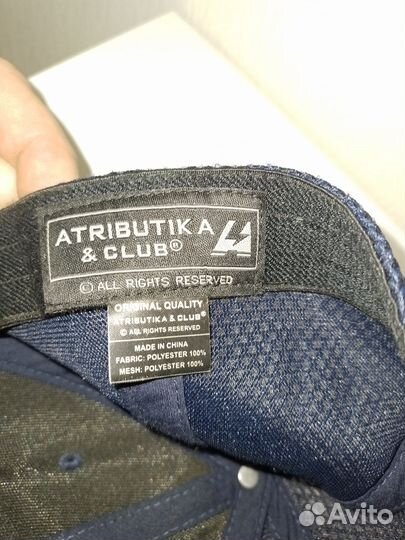 Бейсболка с символикой хоккейного клуба 