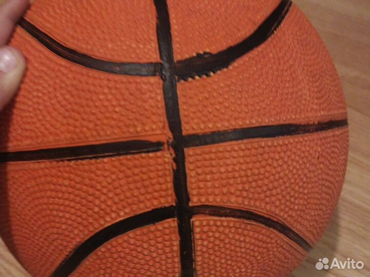 Баскетбольный мяч