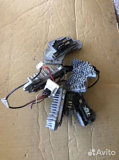 Резистор печки реле моторчика печки Mercedes w210