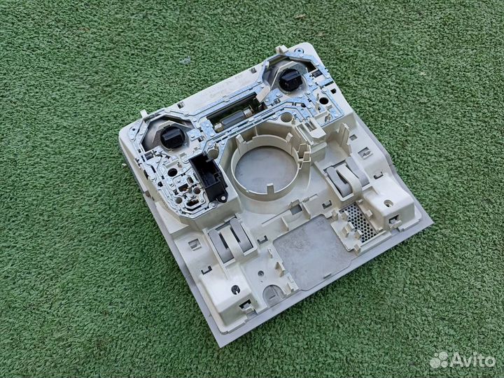 Плафон салонный Volkswagen Jetta седан 1.6 2006