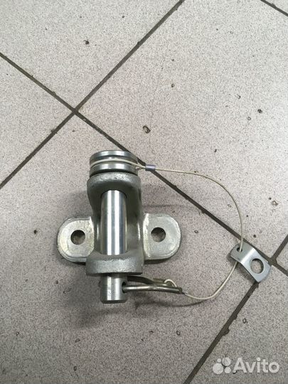 Фланец прицепного устройства MZ313684